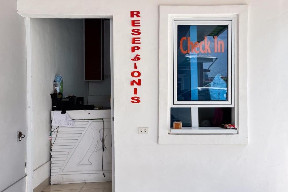 Отель Kostel 99 Pangkal Pinang Redpartner Экстерьер фото